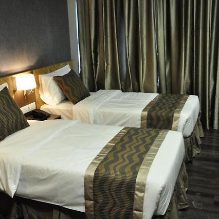 Valya Hotel, Kuala Terengganu Ngoại thất bức ảnh