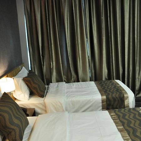 Valya Hotel, Kuala Terengganu Ngoại thất bức ảnh