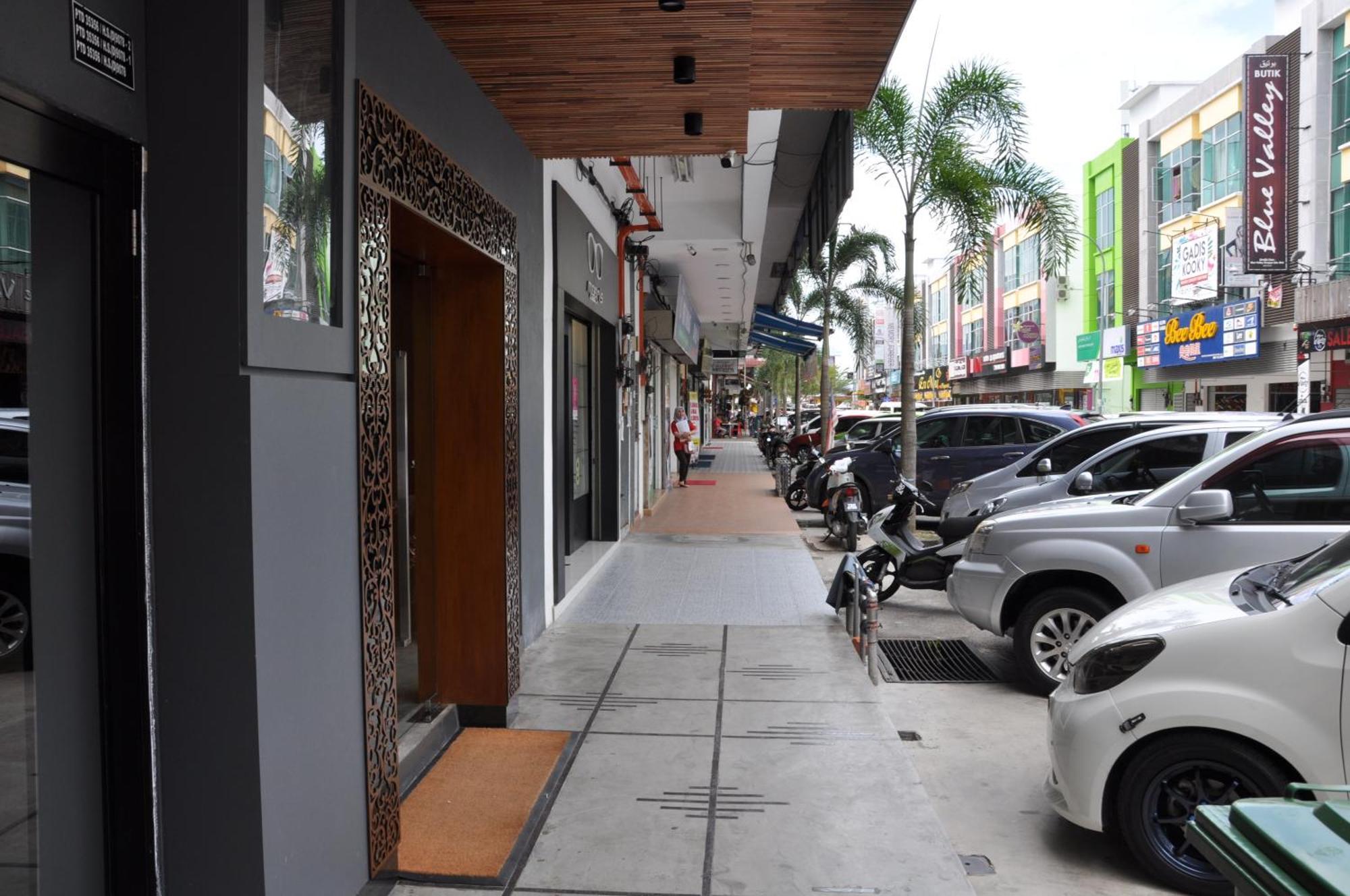 Valya Hotel, Kuala Terengganu Ngoại thất bức ảnh