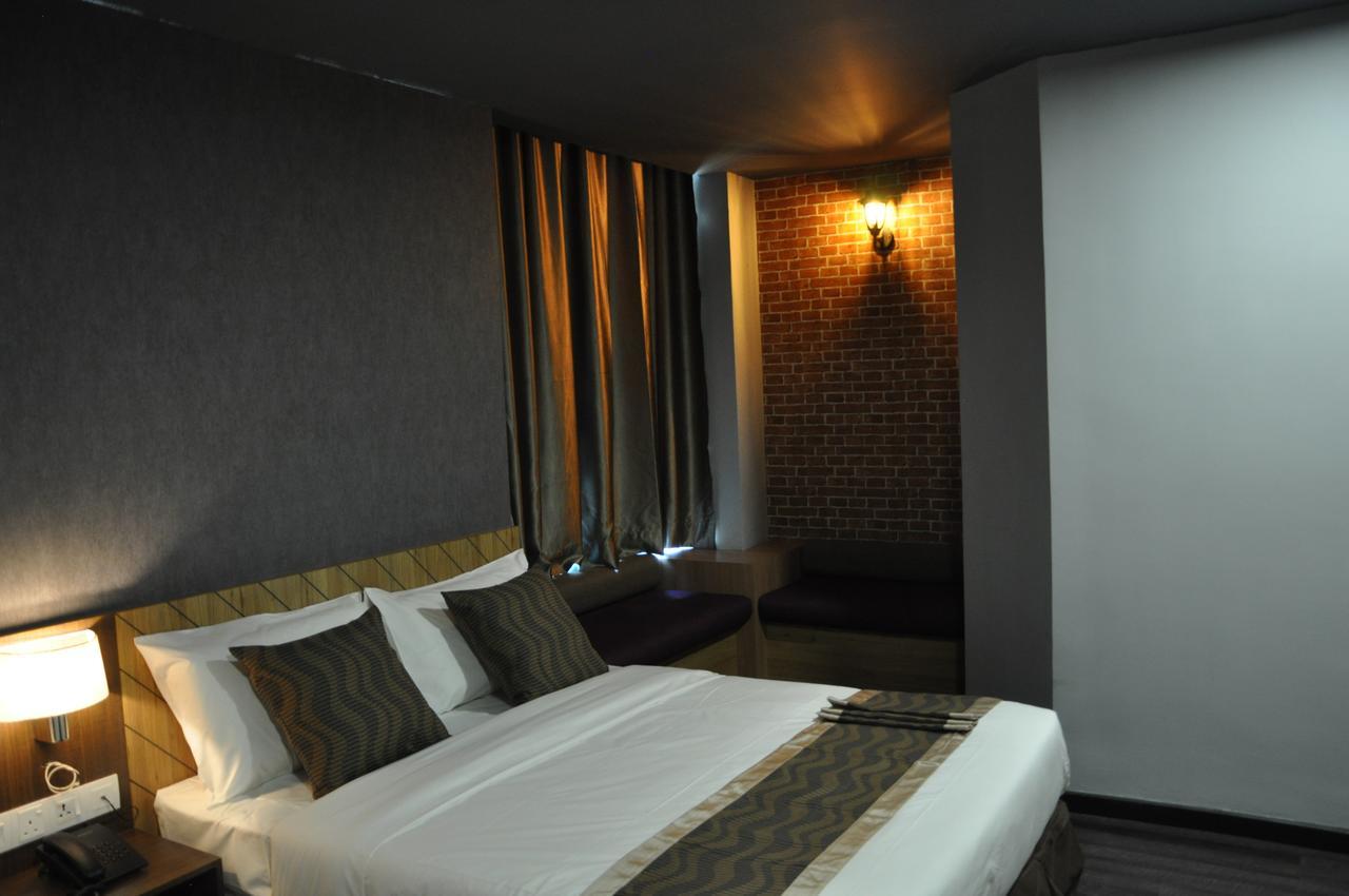Valya Hotel, Kuala Terengganu Ngoại thất bức ảnh